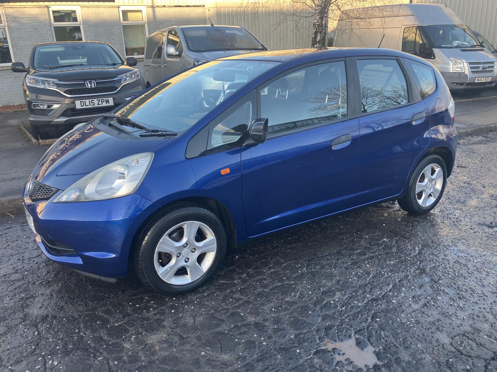 Honda Jazz 1.2 i-VTEC SE Hatchback 5dr Petrol Manual Euro 4 (90 ps)