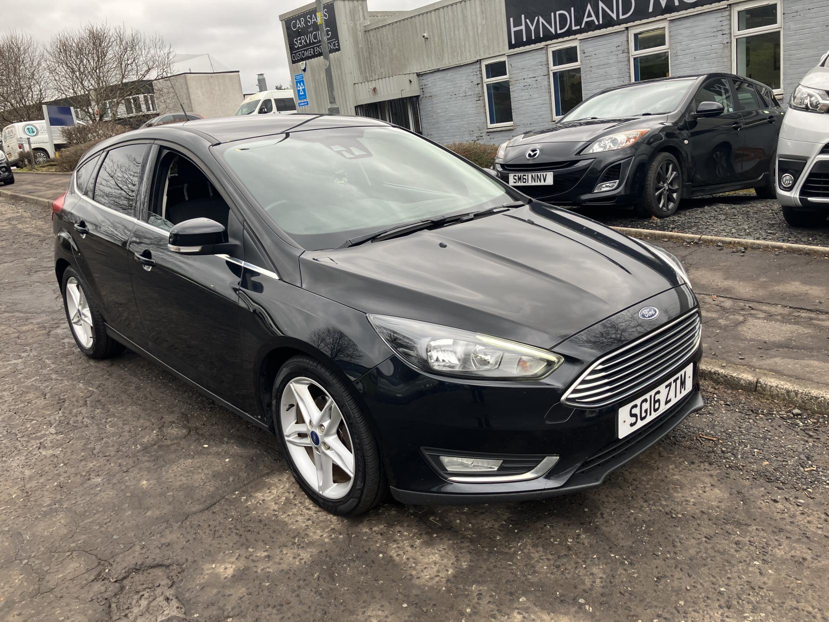 Ford Focus 1.0T EcoBoost Titanium Hatchback 5dr Petrol Manual Euro 6 (s/s) (125 ps)