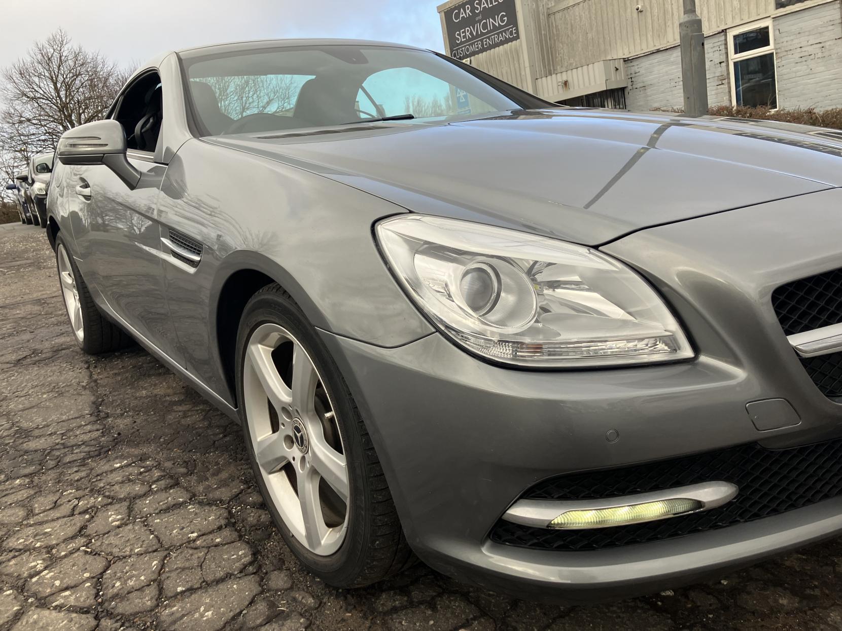 Mercedes-Benz SLK 2.1 SLK250 CDI Convertible 2dr Diesel G-Tronic+ Euro 5 (s/s) (204 ps)