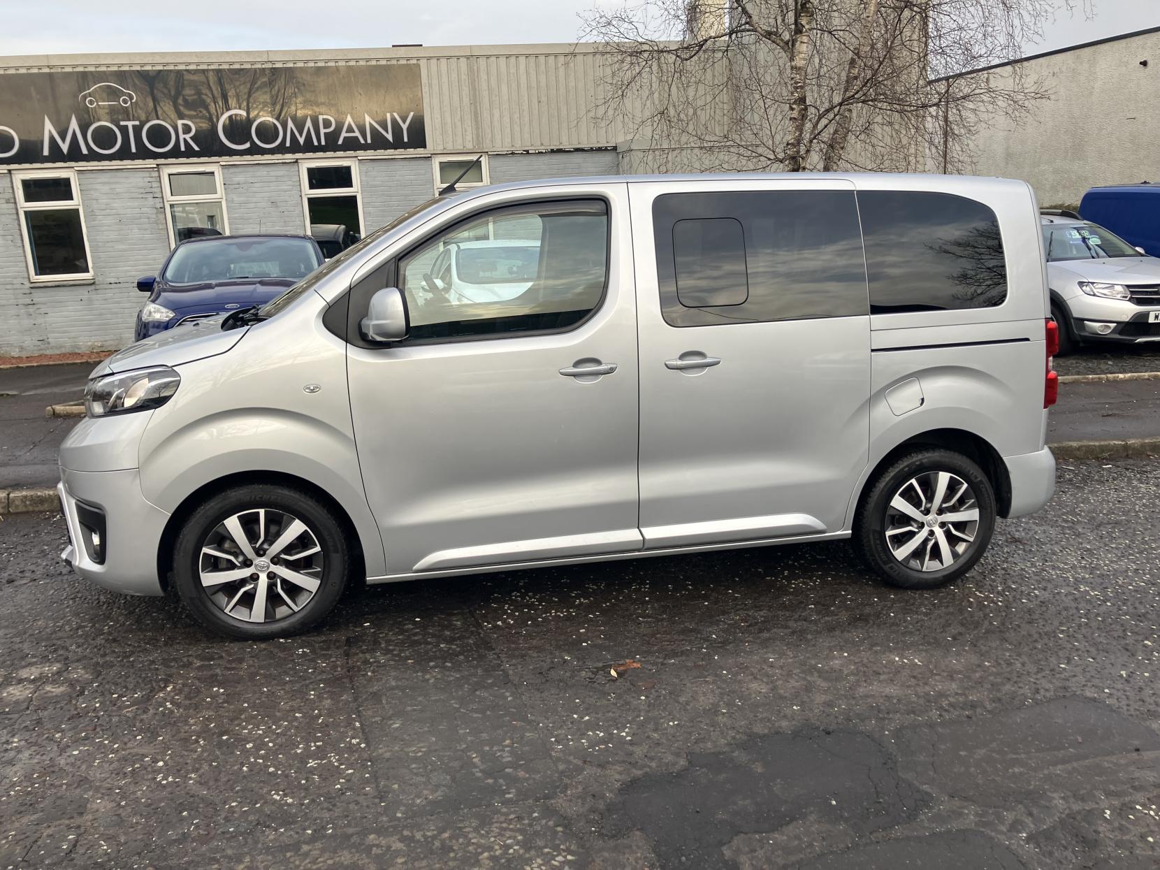 Toyota PROACE Verso 2.0D Family Compact MPV 5dr Diesel Auto SWB Euro 6 (s/s) (8 Seat) (180 ps)